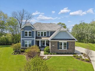 1329 Blackberry Court, Libertyville, IL 60048