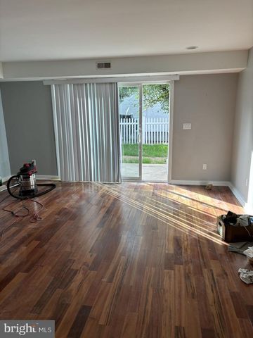 9242 CAMBRIDGE ST, Philadelphia, PA 19114