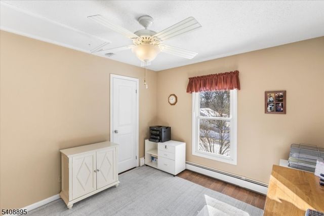 19 Danbury Ln, Jefferson Twp., NJ 07849