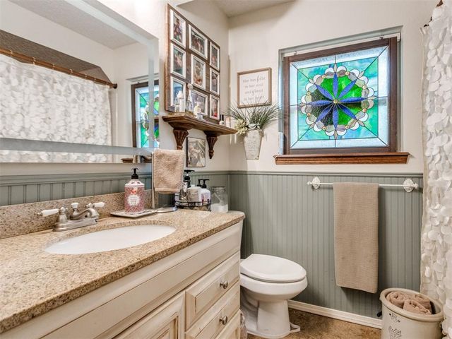 752 Red Oak Terrace, Edmond, OK 73003