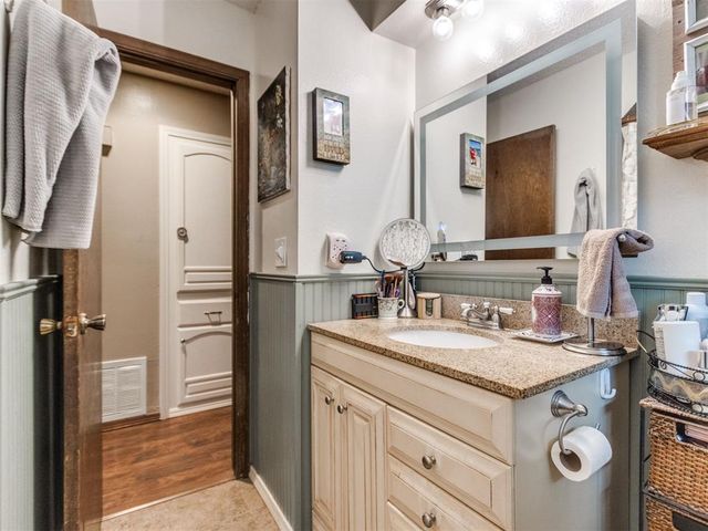 752 Red Oak Terrace, Edmond, OK 73003