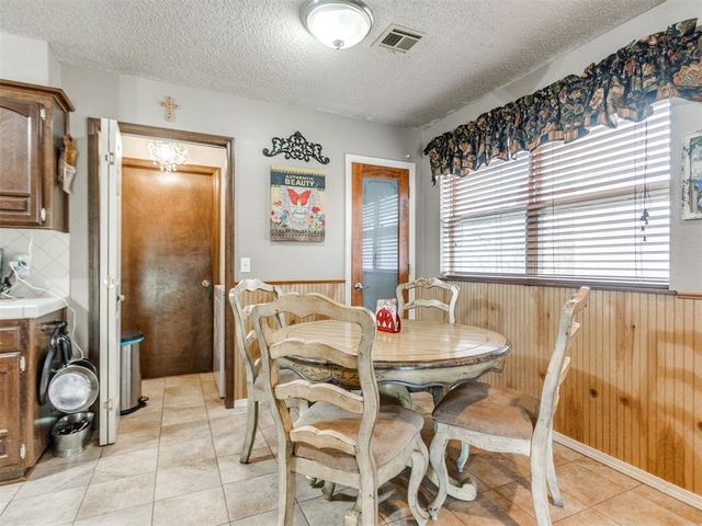 752 Red Oak Terrace, Edmond, OK 73003