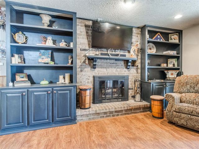 752 Red Oak Terrace, Edmond, OK 73003