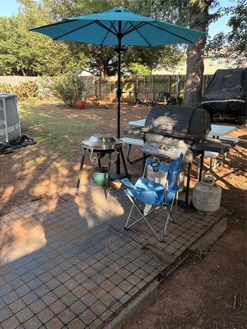 752 Red Oak Terrace, Edmond, OK 73003