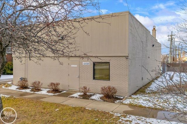 12525 E 9 Mile Road, Warren, MI 48089