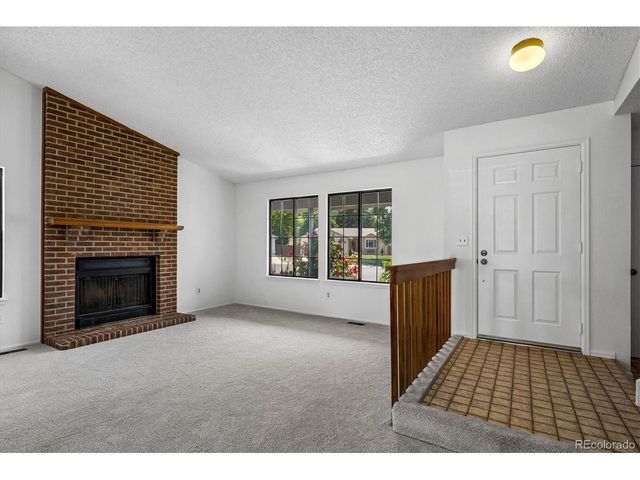 8954 S Round Rock St, Littleton, CO 80126