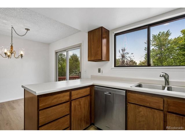 8954 S Round Rock St, Littleton, CO 80126