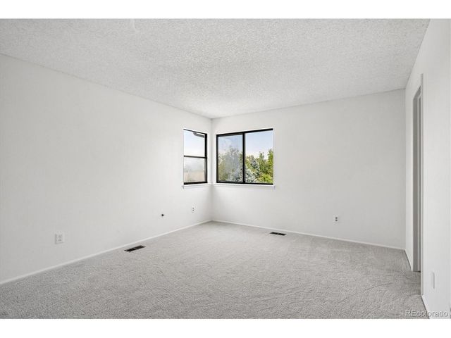 8954 S Round Rock St, Littleton, CO 80126