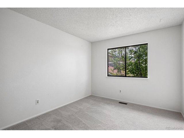 8954 S Round Rock St, Littleton, CO 80126