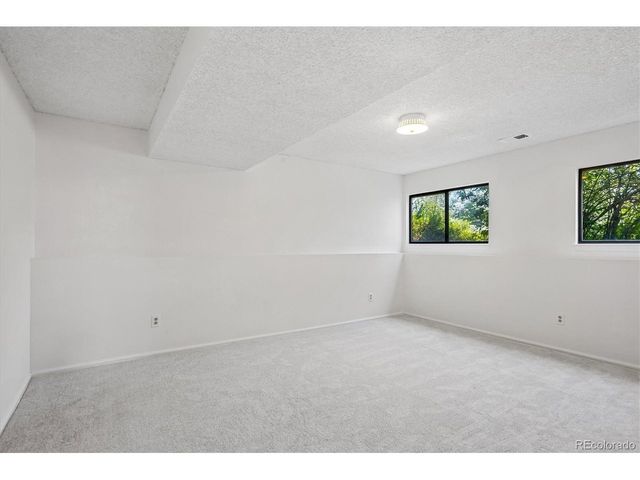 8954 S Round Rock St, Littleton, CO 80126