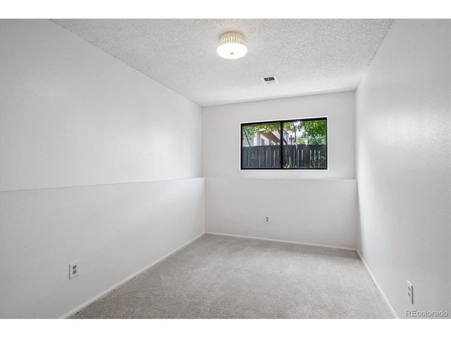 8954 S Round Rock St, Littleton, CO 80126