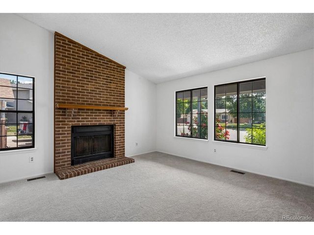 8954 S Round Rock St, Littleton, CO 80126