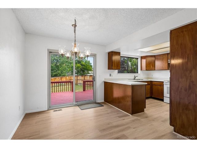 8954 S Round Rock St, Littleton, CO 80126