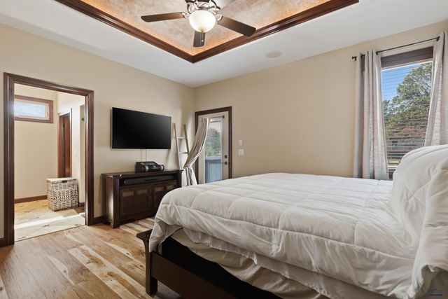 7245 CASTLEWOOD DR, Summerset, SD 57718