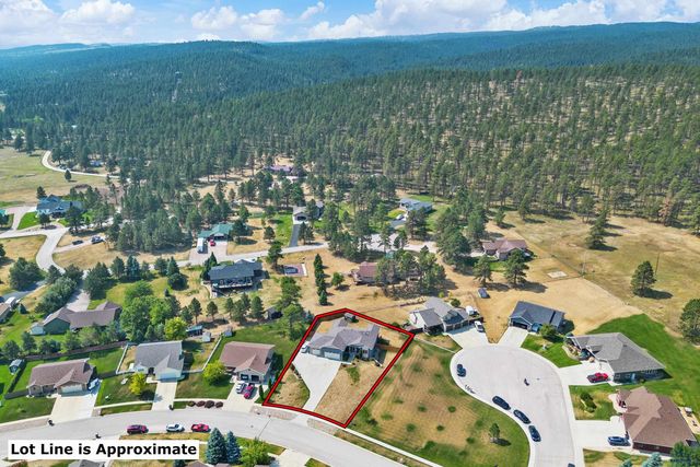 7245 CASTLEWOOD DR, Summerset, SD 57718