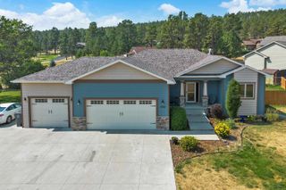 7245 CASTLEWOOD DR, Summerset, SD 57718