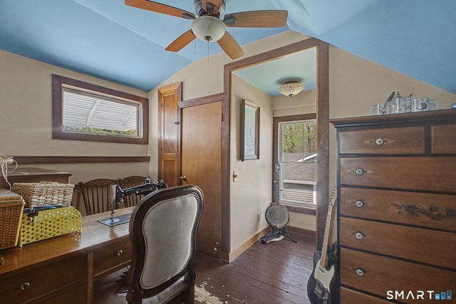 57 Grove Street, Clinton, CT 06413