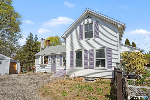 57 Grove Street, Clinton, CT 06413