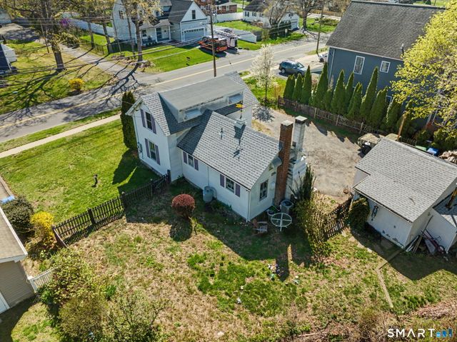 57 Grove Street, Clinton, CT 06413