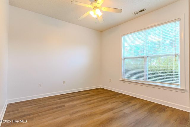 1005 Meadowlands Trail NW, Calabash, NC 28467