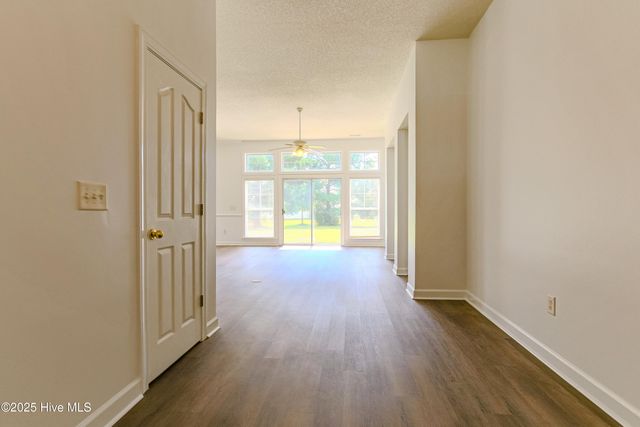 1005 Meadowlands Trail NW, Calabash, NC 28467