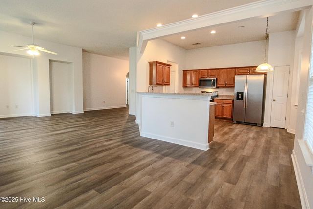 1005 Meadowlands Trail NW, Calabash, NC 28467