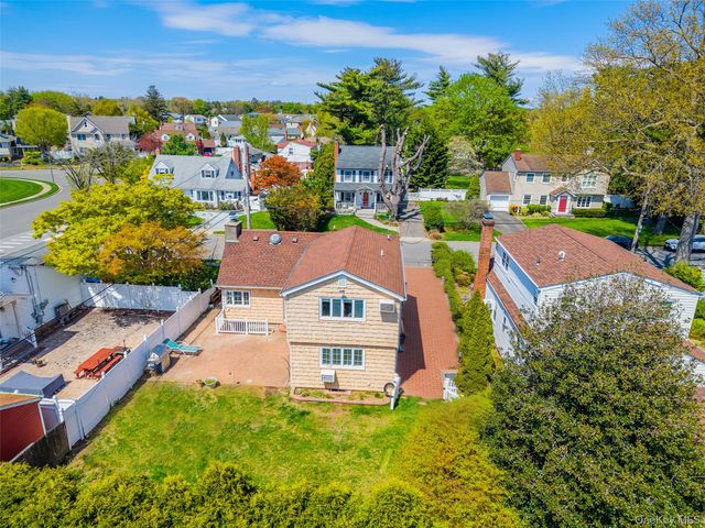 49 Beatrice Avenue, Syosset, NY 11791