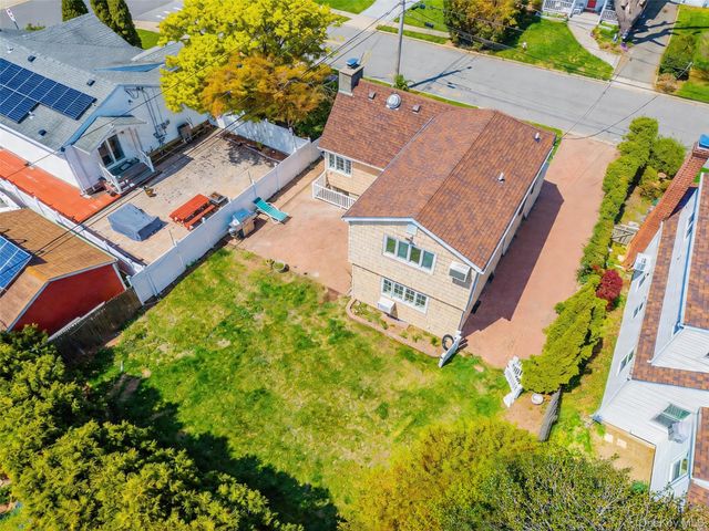 49 Beatrice Avenue, Syosset, NY 11791