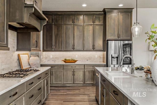 6103 S Phoebe Place, Meridian, ID 83642