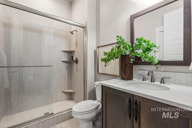 6103 S Phoebe Place, Meridian, ID 83642