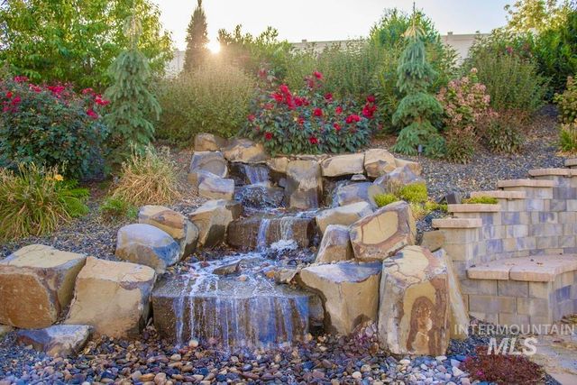 6103 S Phoebe Place, Meridian, ID 83642