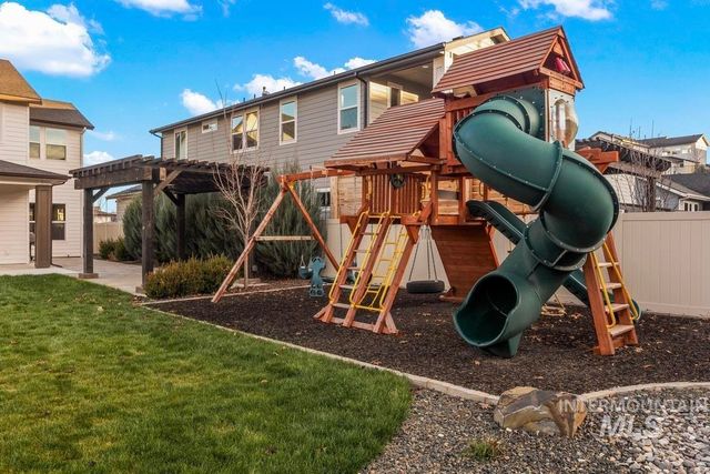 6103 S Phoebe Place, Meridian, ID 83642