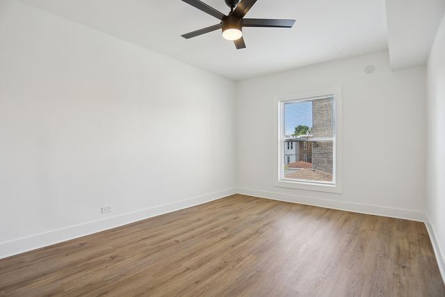 7000 S Eberhart Avenue, Chicago, IL 60637
