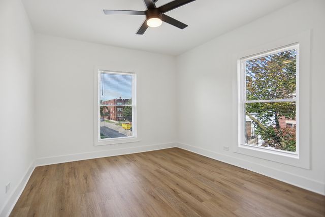 7000 S Eberhart Avenue, Chicago, IL 60637