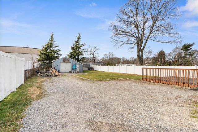 61 Fairway Avenue, Riverhead, NY 11901