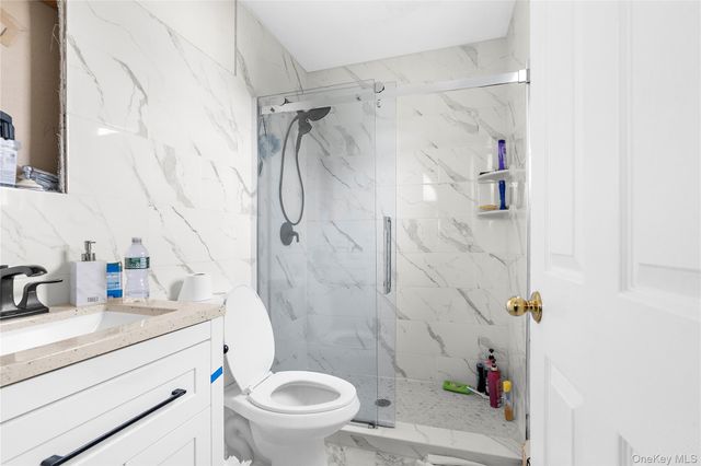 61 Fairway Avenue, Riverhead, NY 11901