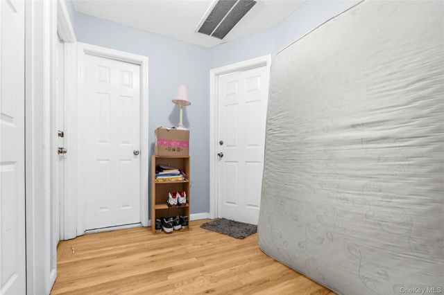 61 Fairway Avenue, Riverhead, NY 11901