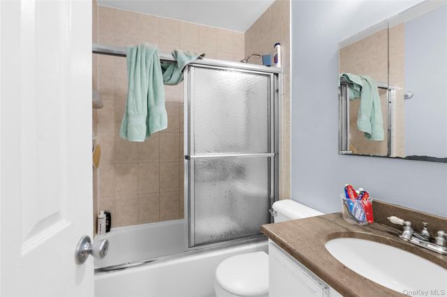 61 Fairway Avenue, Riverhead, NY 11901