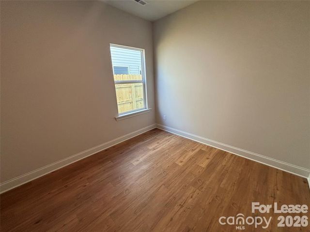 4811 Victoria Avenue, Charlotte, NC 28269
