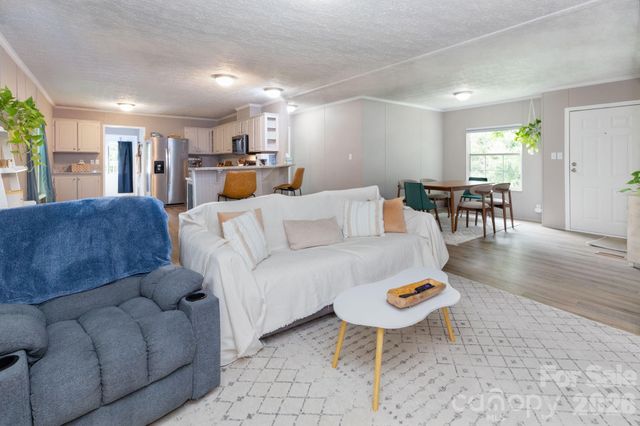205 Sleepy Hollow Drive, Mars Hill, NC 28754