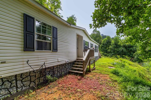 205 Sleepy Hollow Drive, Mars Hill, NC 28754