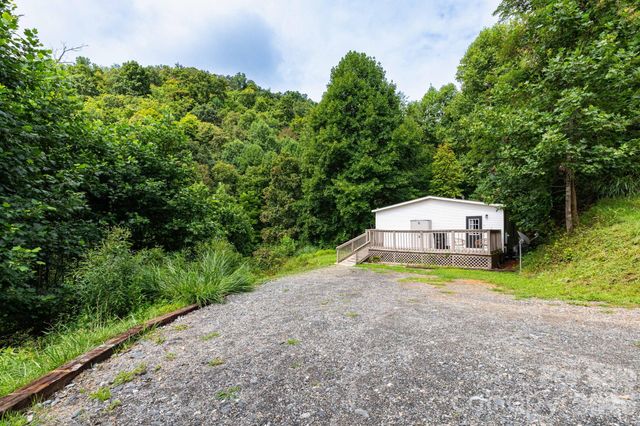 205 Sleepy Hollow Drive, Mars Hill, NC 28754