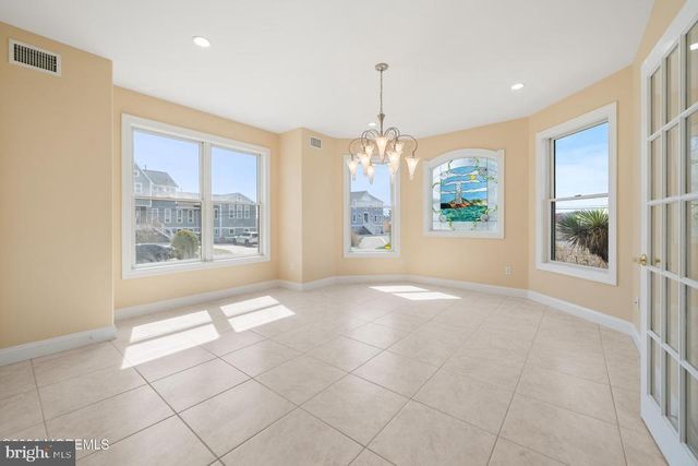 1100 ISLAND DR, Bayville, NJ 08721