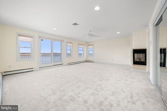 1100 ISLAND DR, Bayville, NJ 08721