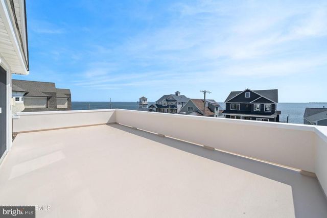 1100 ISLAND DR, Bayville, NJ 08721