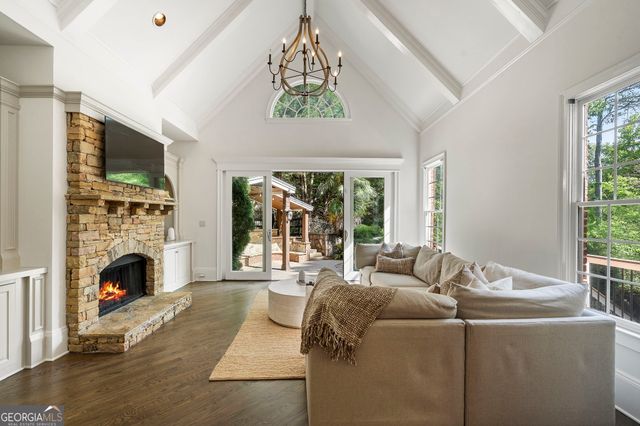510 Grove Park Place, Roswell, GA 30075