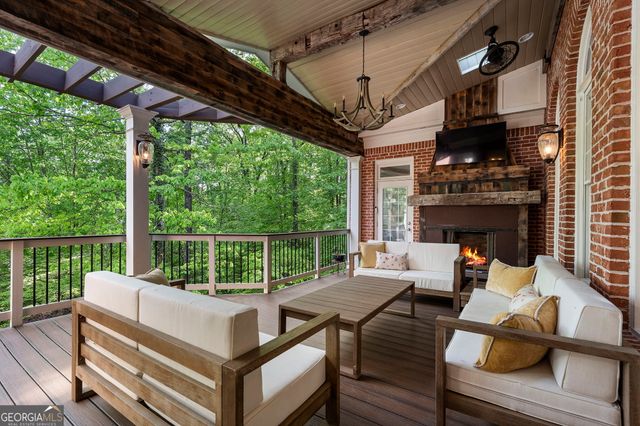 510 Grove Park Place, Roswell, GA 30075
