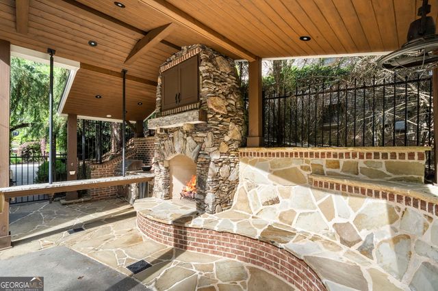 510 Grove Park Place, Roswell, GA 30075