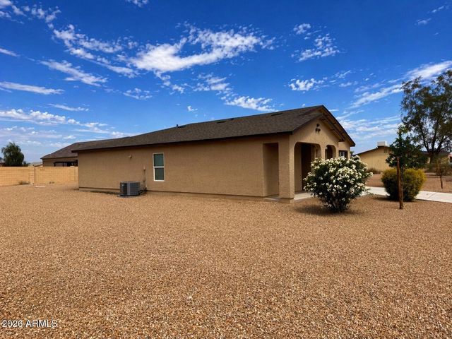 10574 W CATALINA Drive, Arizona City, AZ 85123