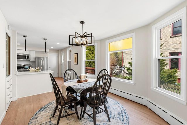 422 W Grand AVENUE, Port Washington, WI 53074